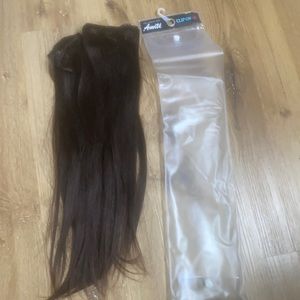 NEW clip on never worn 100 percent human hair extensions 18 inch